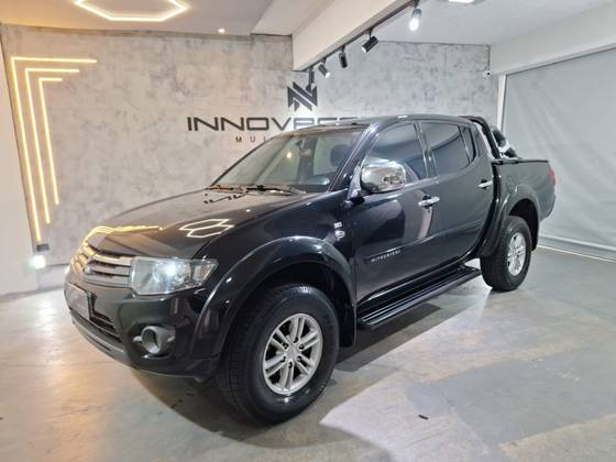 MITSUBISHI L200 TRITON 3.5 HPE 4X4 CD V6 24V FLEX 4P AUTOMÁTICO MITSUBISHI L200 TRITON 3.5 HPE 4X4 CD V6 24V FLEX 4P AUTOMÁTICO